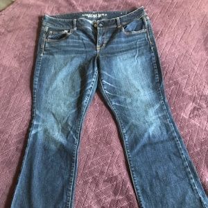 American Eagle Kick Boot Stretch